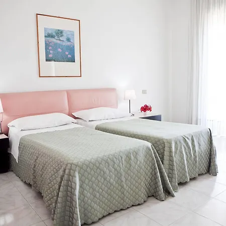 Hotel Futura Style Helios Noto